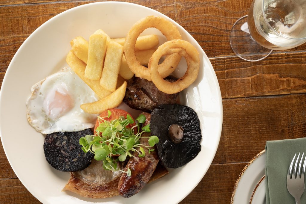 Essington Farm weekday menu
